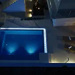 Villa Bay