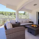 Bay Villa