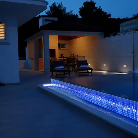 Bay Вилла Вела-Лука