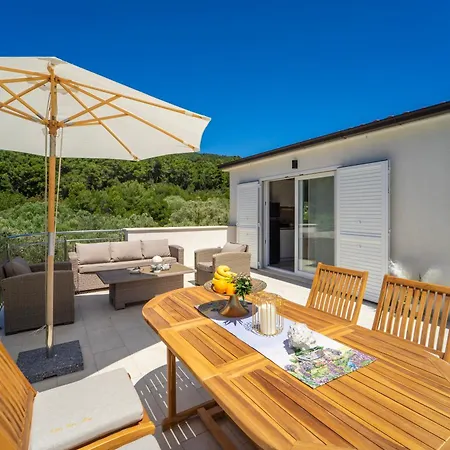 Bay Villa Vela Luka