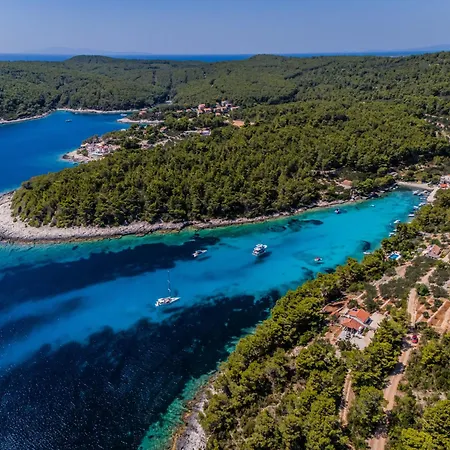 Villa Bay